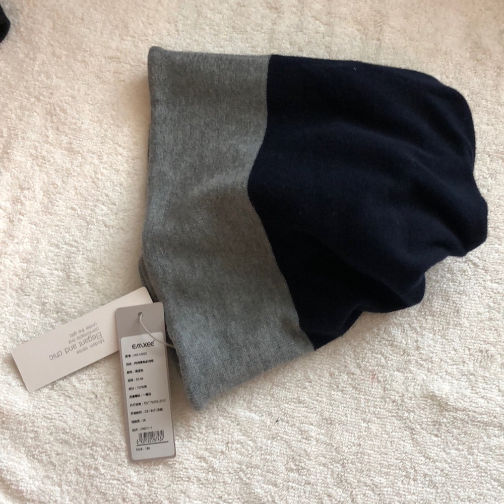 Nwt EMXEE versatile cap/mask/neck scarf/headband